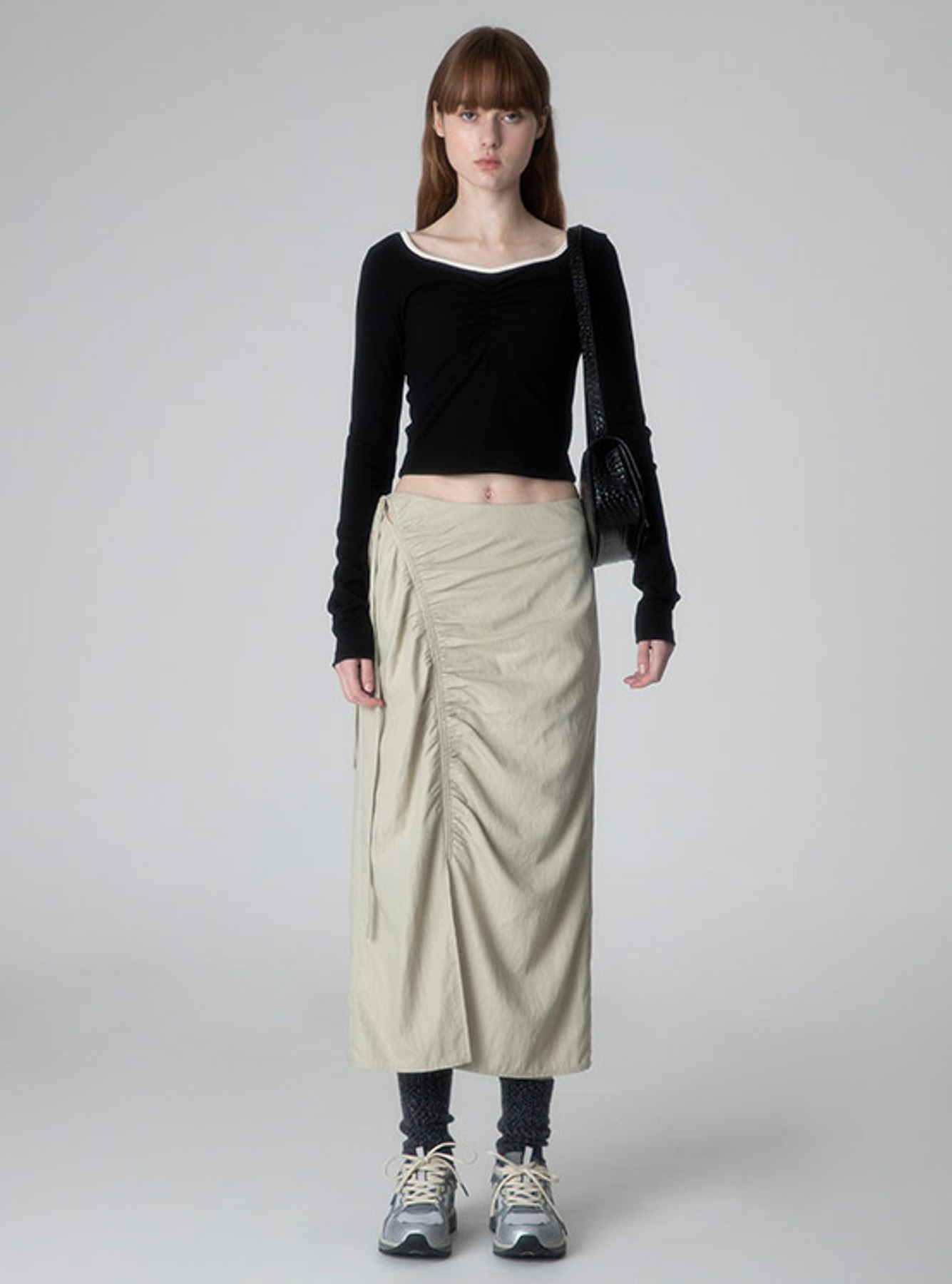 Side Shirring Slit Skirt in Y/Green VW2AS482-3E